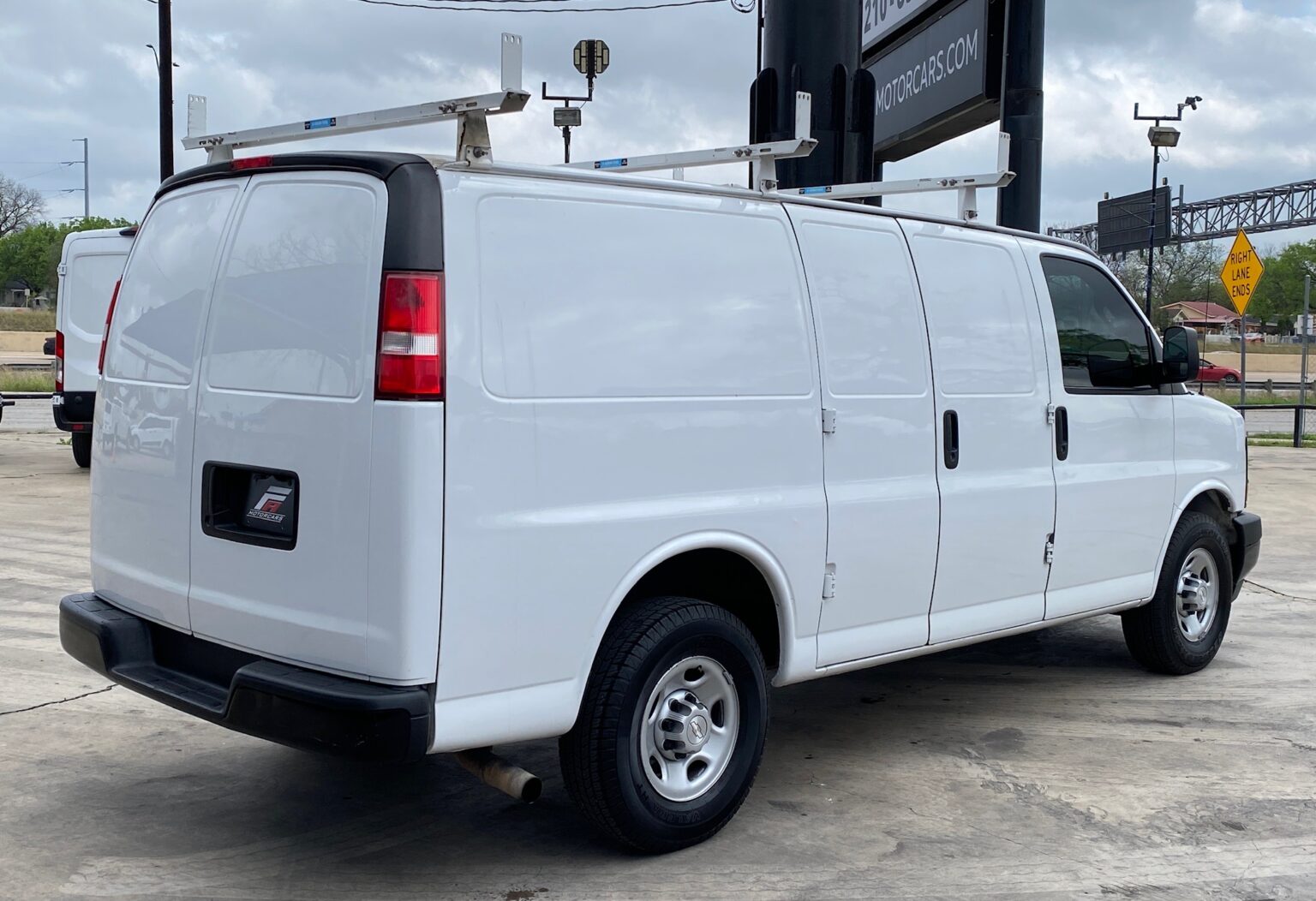 2017 Chevrolet Express 2500 Cargo Van